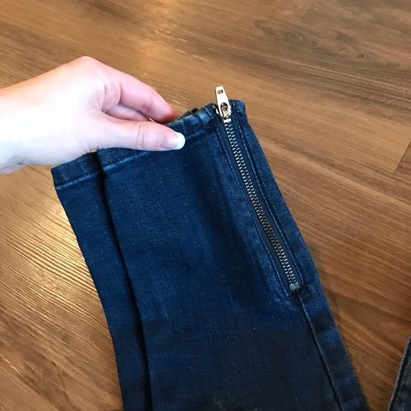 GAP Moto Jeans - Picture 3 of 9